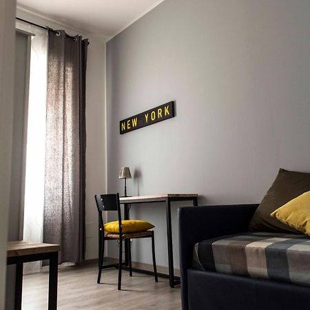 Отель La Casa Di Titti Чивитанова-Марке Экстерьер фото